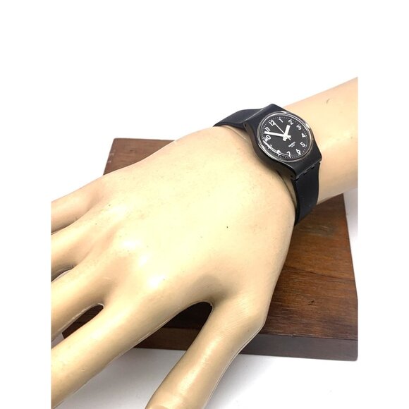 Swatch Women's Watch LB17OE Lady Black Single Swiss Quartz Rubber Band 25mm - Picture 4 of 13